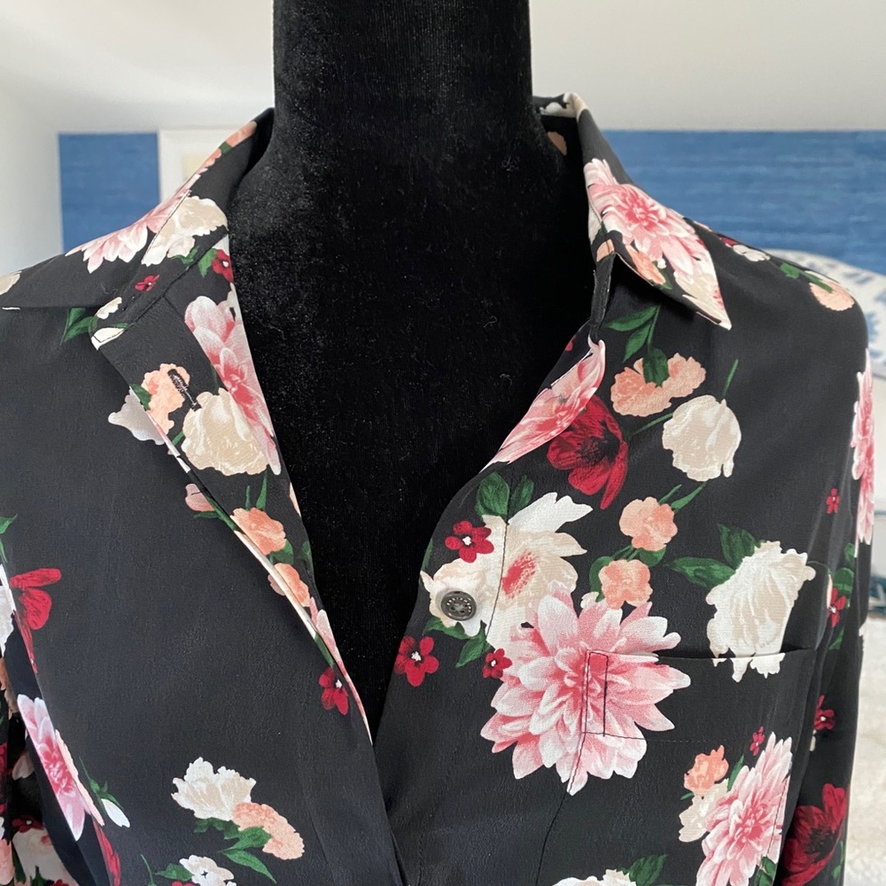 Button down dress - Picture 2 of 8